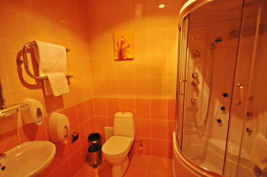 Hotel Golden Palace Aqtau Zimmer foto